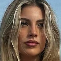 Lily Rowland Nahé