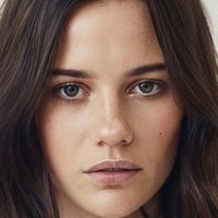 Lily Sullivan Nahé
