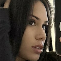 Lily Taylor Nahé