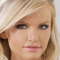 Lindsey Knight Nahé