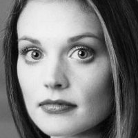 Lisa Brenner Nahé