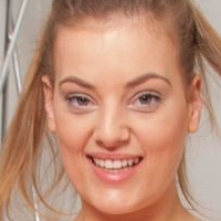 Lottie Rose Nahé