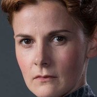Louise Brealey Nahé
