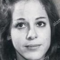 Louise Sorel Nahé