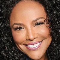 Lynn Whitfield Nahé