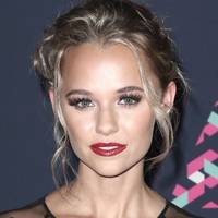Madison Iseman Nahé