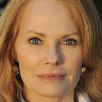 Marg Helgenberger Nahé