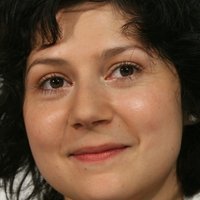 Martha Issova Nahé