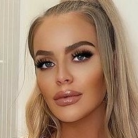 Mega Clarke Nahé