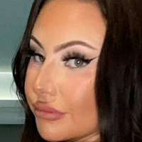 Megan Bronté Nahé