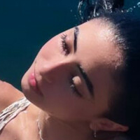 Megan Larian Nahé