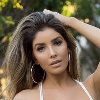 Melissa Molinaro Nahé