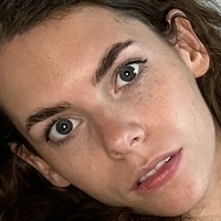 Mia Hill Nahé