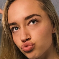 Mia Mastrov Nahé