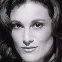 Michelle Zeitlin Nahé