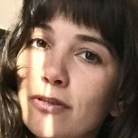 Mollysbloomers88 Nahé
