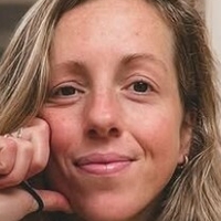 Monique van de Velde Nahé