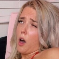 Naomi Bbyyy Nahé