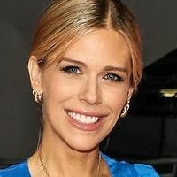 Nicki Shields Nahé