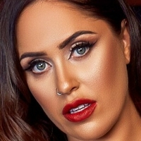 Nikki Justice Nahé
