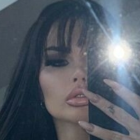 Paige British Nahé