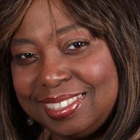 Pamela Thompson Nahé