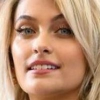 Paris Jackson Nahé