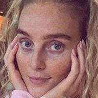 Perrie Edwards Nahé