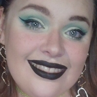 phoebegoth Nahé