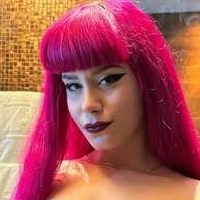 pinkcharlotte Nahé
