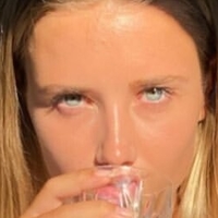Polina Malinovskaya Nahé