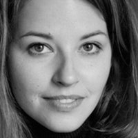 Polina Tolstun Nahé
