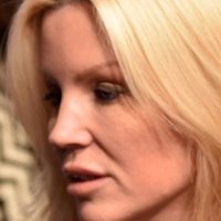 Renee Sloan Nahé