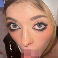 rileymaelewis Nahé