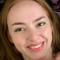 Saffron Martinez Nahé