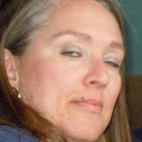 Sarah Holcomb Nahé