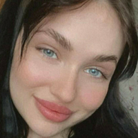 selena_mills Nahé