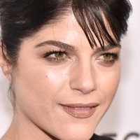 Selma Blair Nahé