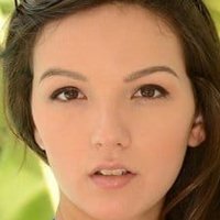 Shae Summers Nahé
