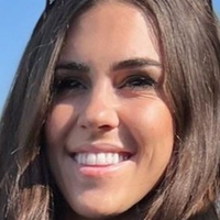 Sloane Nash Nahé