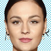Sophie Skelton Nahé