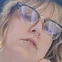 StaceyofGotham Nahé