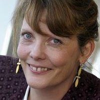 Stephanie Blake Nahé
