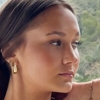 Stephanie Zustovich Nahé