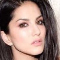 Sunny Leone Nahé