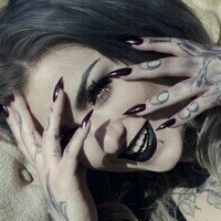 Tattoo Artists Nahé