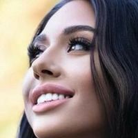 Taylor Daniels Nahé