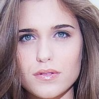 Taylor Kowald Nahé