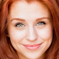 Taylor Misiak Nahé