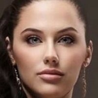Taysia Lou Eckinger Nahé